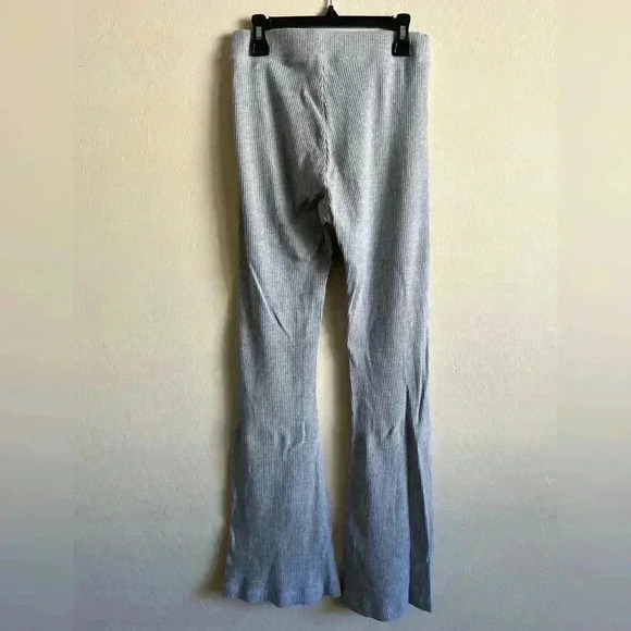 VS Pink grey ribbed bell bottoms - Picture 2 of 3